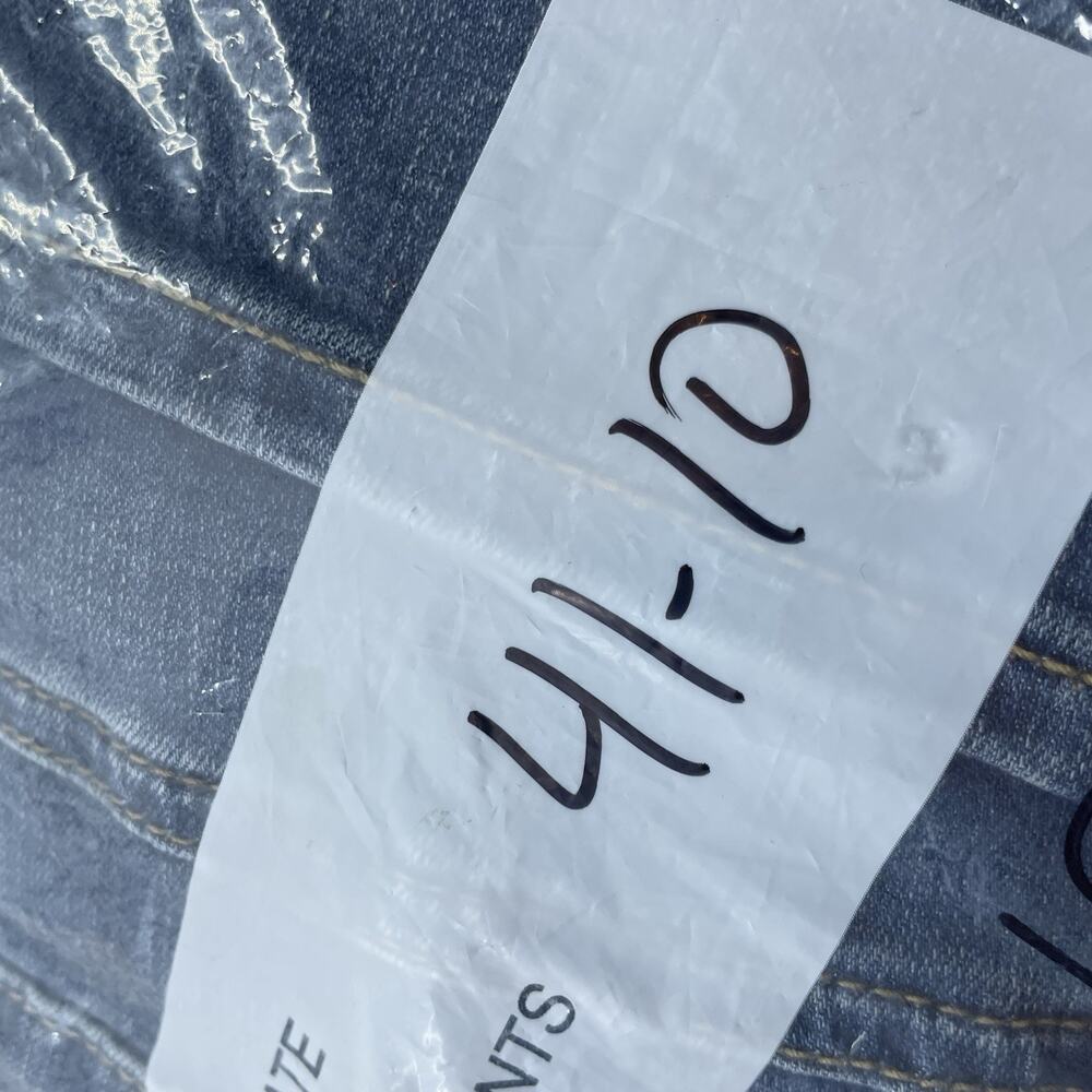 NYDJ Lift Tuck Shorts Size 14W Blue Stretch Medium Wash 4" Inseam 41-10 - Picture 7 of 7